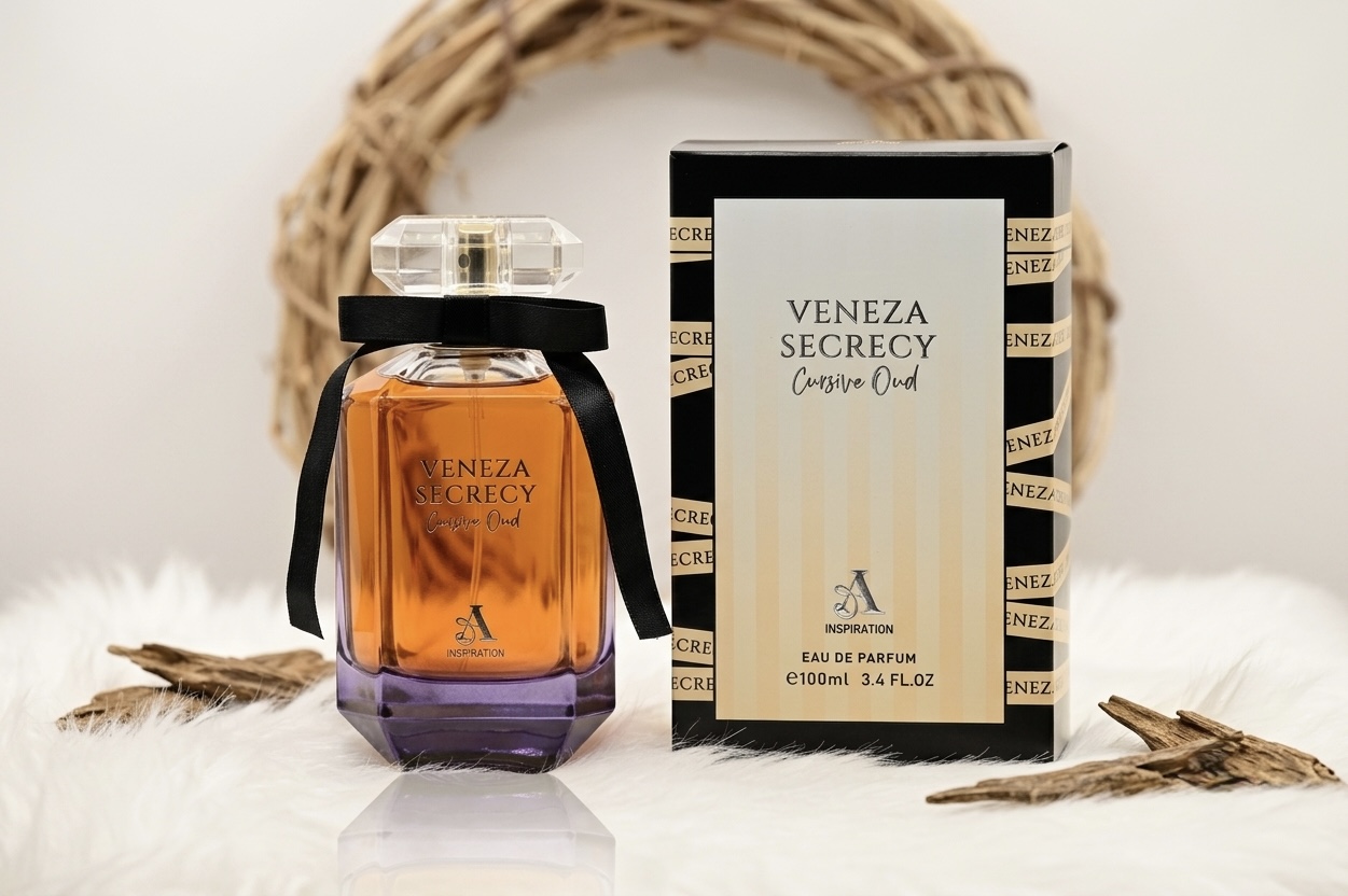Veneza secrecy cursive oud perfume bottle by Watan Inspire.